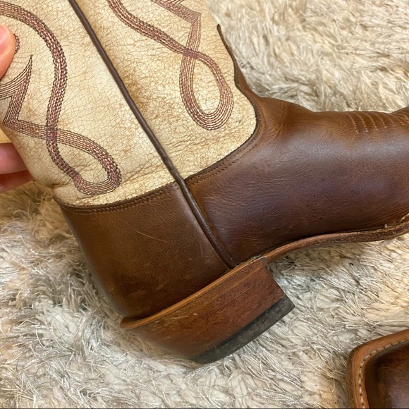 Justin Two Tone Embroidered Western Boot - Picture 12 of 16